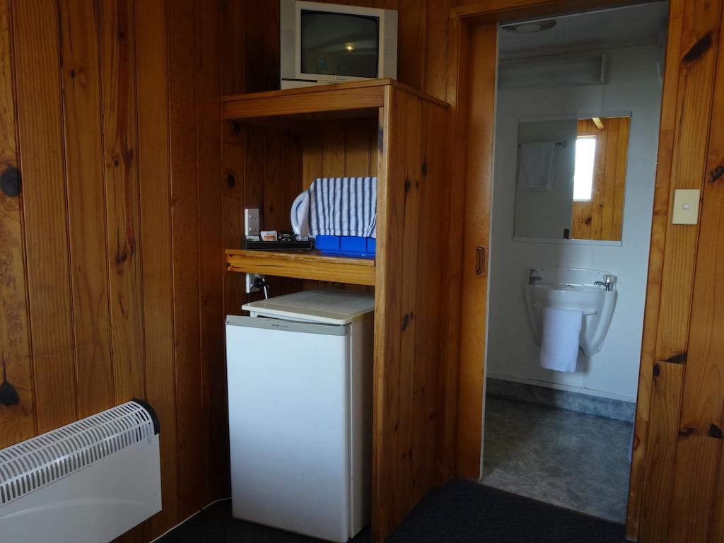 Ninety Mile Beach Holiday Park Waipapakauri Kamer foto