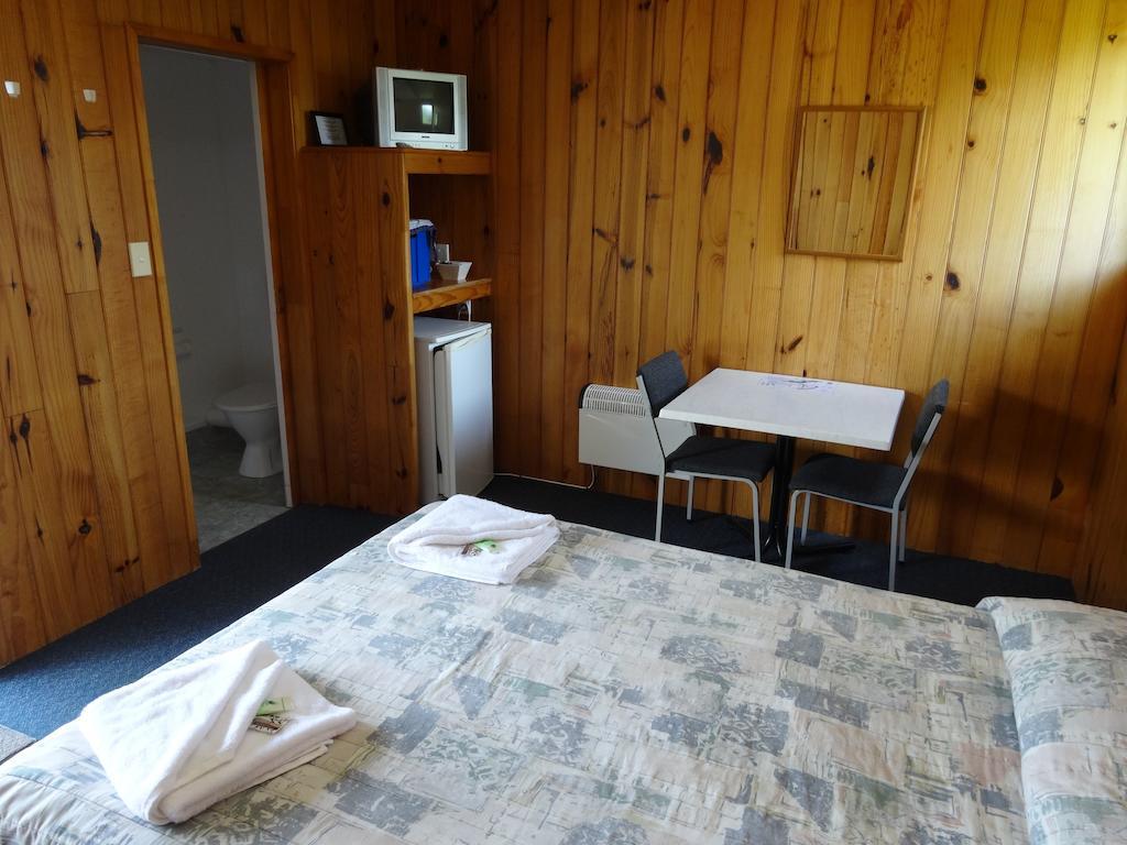 Ninety Mile Beach Holiday Park Waipapakauri Kamer foto
