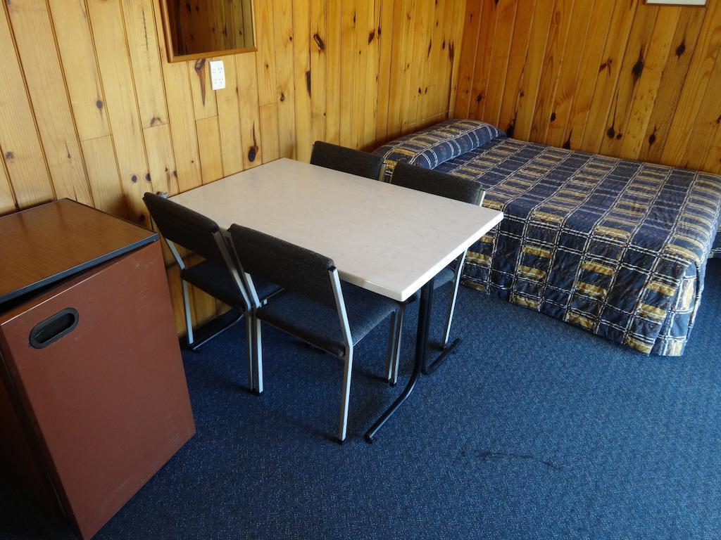 Ninety Mile Beach Holiday Park Waipapakauri Kamer foto